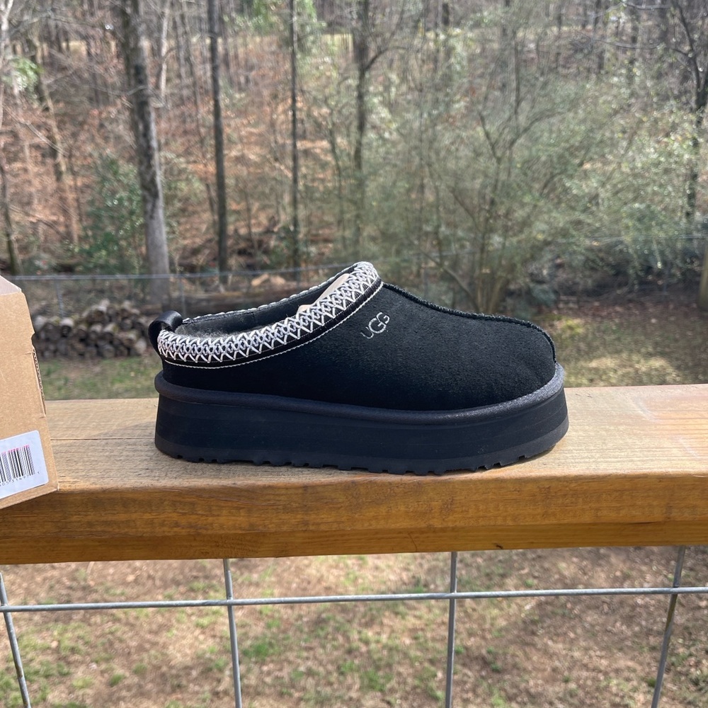 UGG Tazz II
